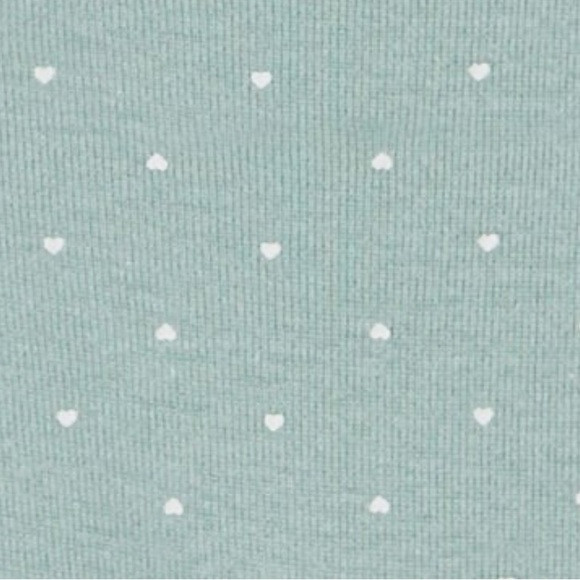 1553. EUC - Carter’s 5 Pack Heart Short Sleeve Onesie Bodysuits - Picture 6 of 8